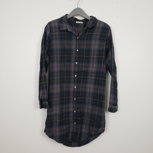 Sundry Dresses & Skirts - Sundry Flannel Shirt dress navy, gray and red